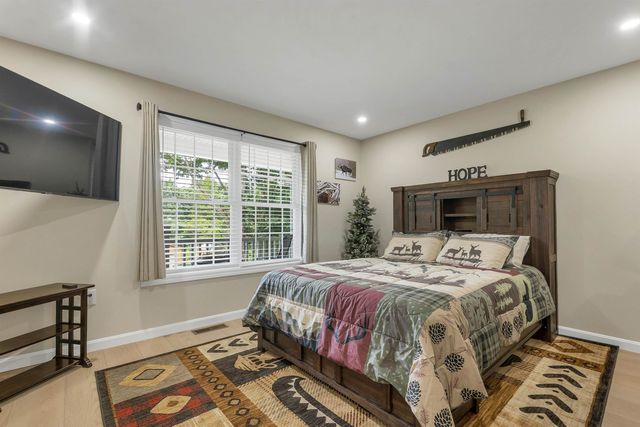 92 Old Prescott Hill Road, Laconia, NH 03246