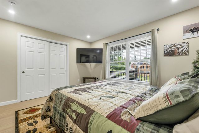 92 Old Prescott Hill Road, Laconia, NH 03246