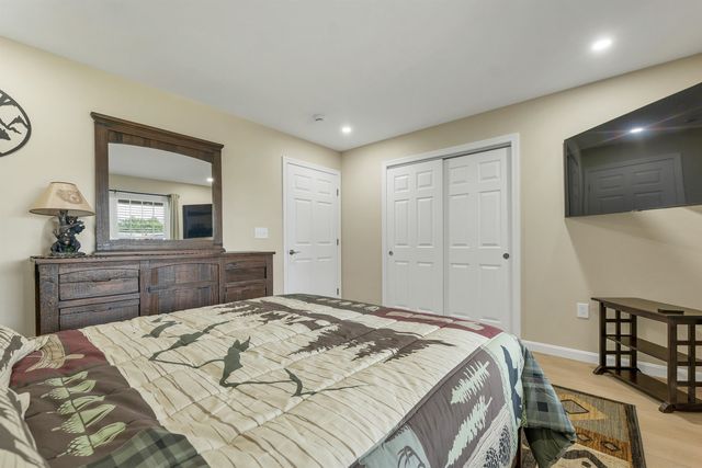 92 Old Prescott Hill Road, Laconia, NH 03246
