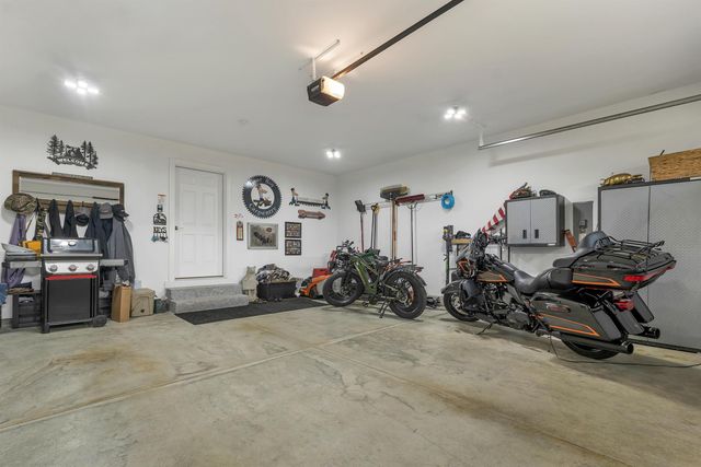 92 Old Prescott Hill Road, Laconia, NH 03246