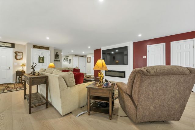 92 Old Prescott Hill Road, Laconia, NH 03246