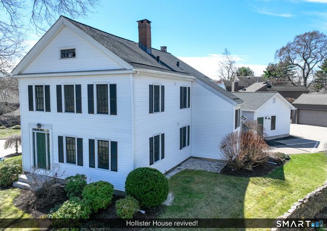 5 Hollister Way North, Glastonbury, CT 06033