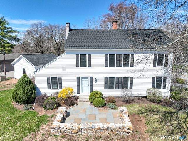 5 Hollister Way North, Glastonbury, CT 06033