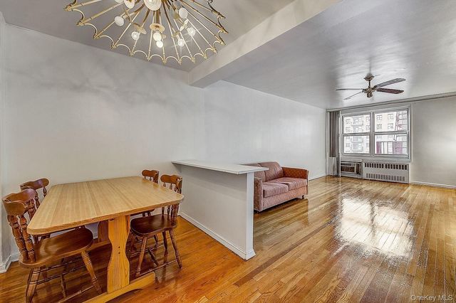 142-05 Roosevelt Avenue 521, Flushing, NY 11354