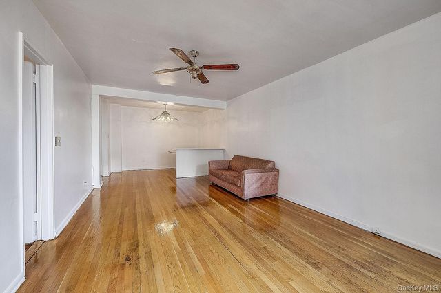 142-05 Roosevelt Avenue 521, Flushing, NY 11354