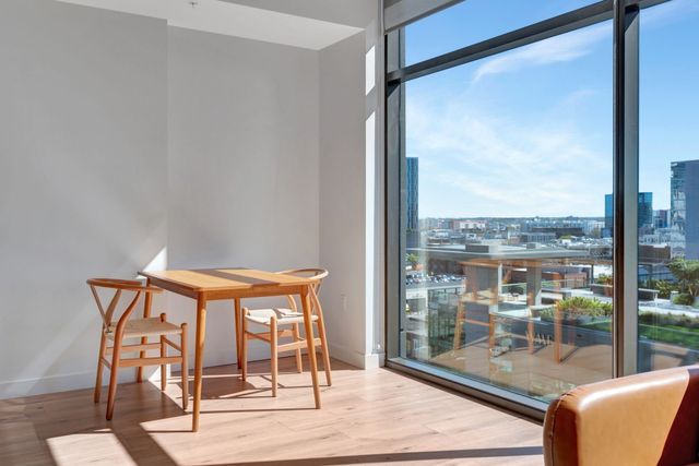 1212 Demonbreun St Apt 804, Nashville, TN 37203