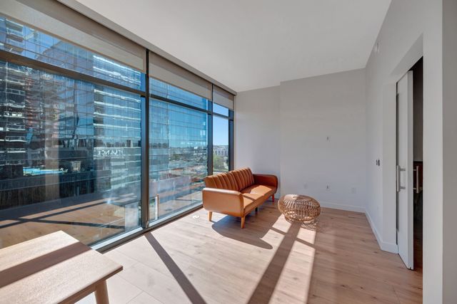 1212 Demonbreun St Apt 804, Nashville, TN 37203