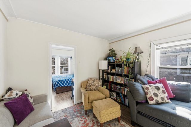 4333 Fremont Avenue N, Minneapolis, MN 55412