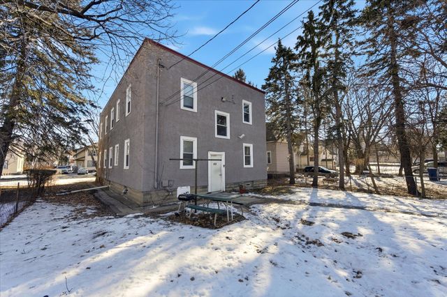 4333 Fremont Avenue N, Minneapolis, MN 55412