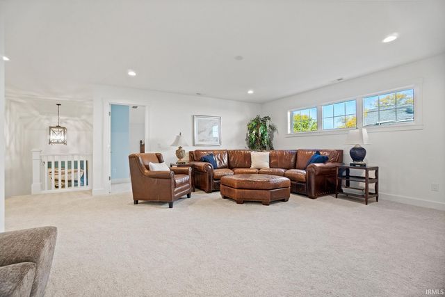 11046 N Ideal Beach Drive, Syracuse, IN 46567