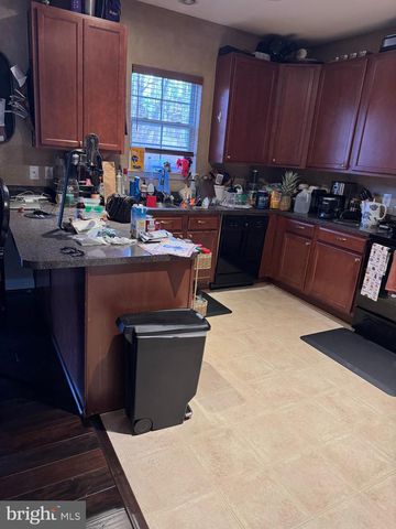 6 FAIRHILL LN, Indian Head, MD 20640