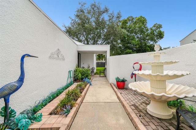 14135 CYPRESS CIRCLE, Tampa, FL 33618