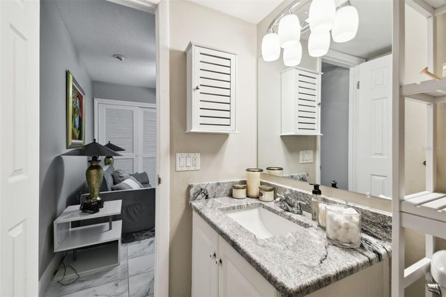 14135 CYPRESS CIRCLE, Tampa, FL 33618