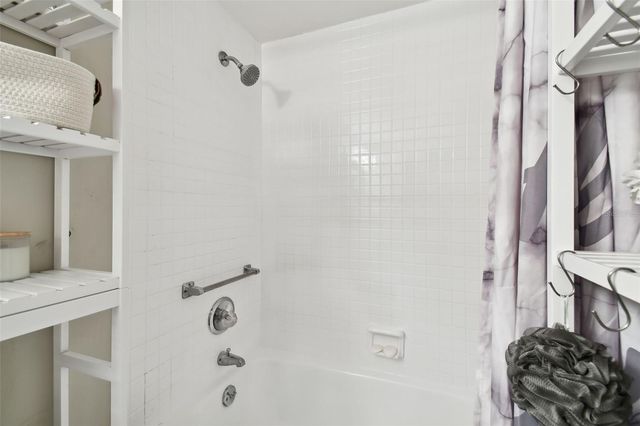 14135 CYPRESS CIRCLE, Tampa, FL 33618