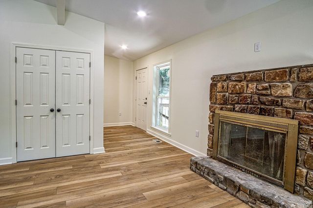 40 Cullerendo Way, Hot Springs Village, AR 71909