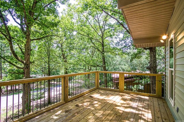 40 Cullerendo Way, Hot Springs Village, AR 71909
