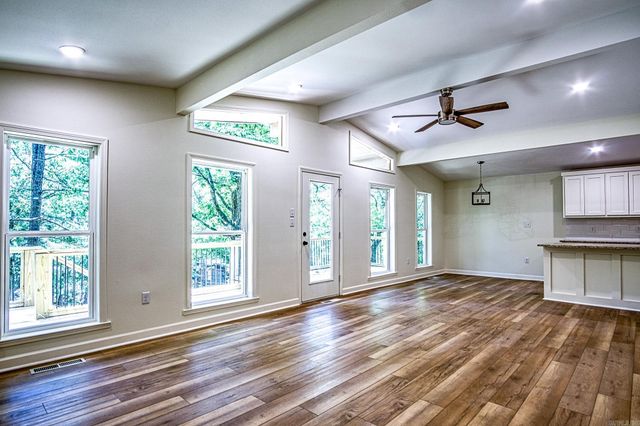 40 Cullerendo Way, Hot Springs Village, AR 71909