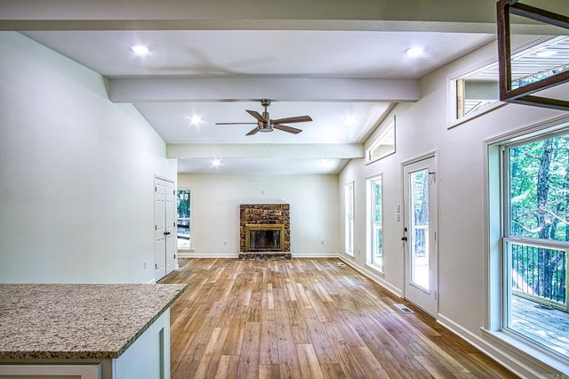 40 Cullerendo Way, Hot Springs Village, AR 71909