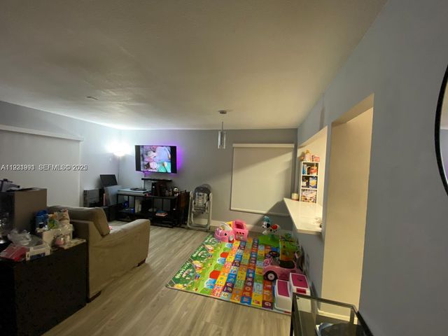 455 S Pine Island Rd 307C, Plantation, FL 33324