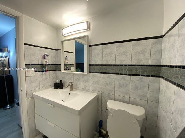 455 S Pine Island Rd 307C, Plantation, FL 33324