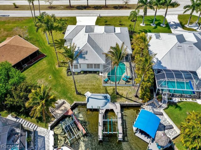 3721 Surfside BLVD, Cape Coral, FL 33914