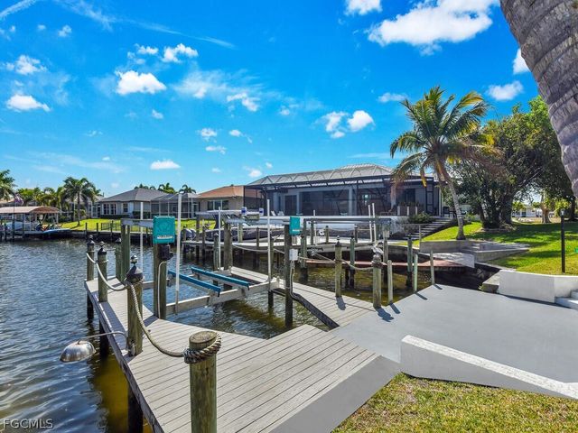 3721 Surfside BLVD, Cape Coral, FL 33914