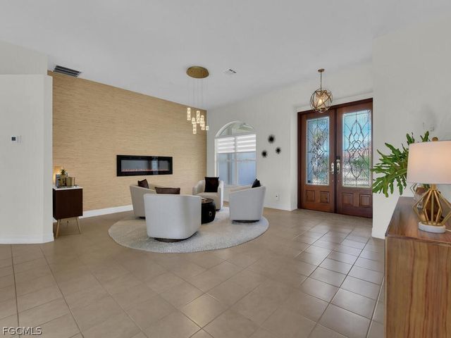 3721 Surfside BLVD, Cape Coral, FL 33914