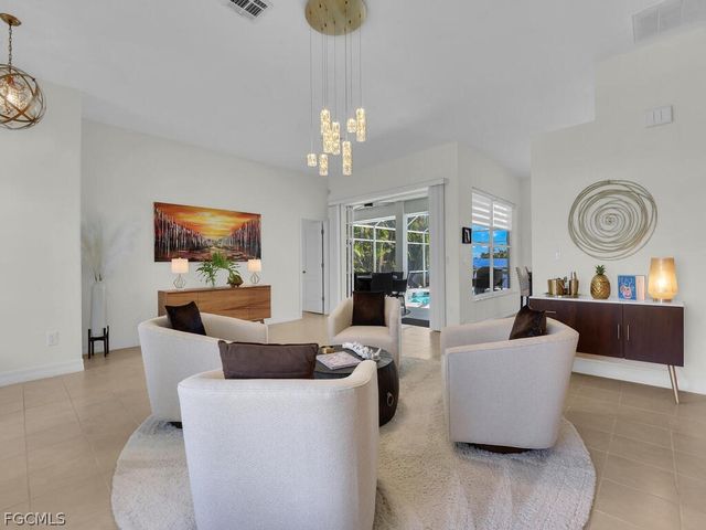 3721 Surfside BLVD, Cape Coral, FL 33914