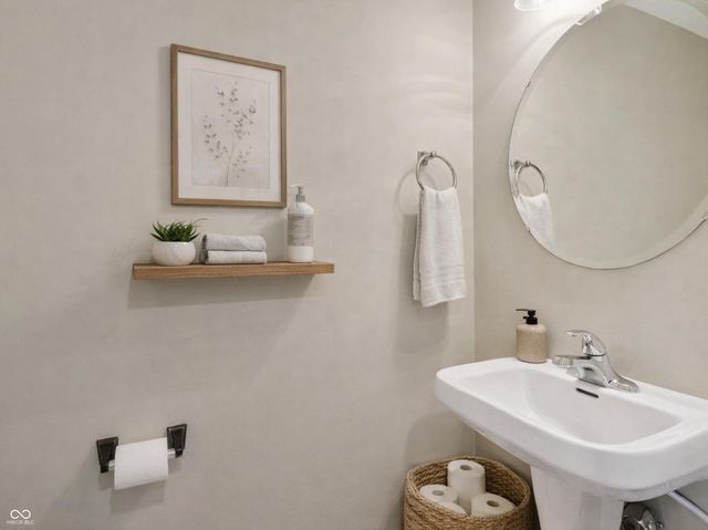 6830 W Denton Drive, Mccordsville, IN 46055