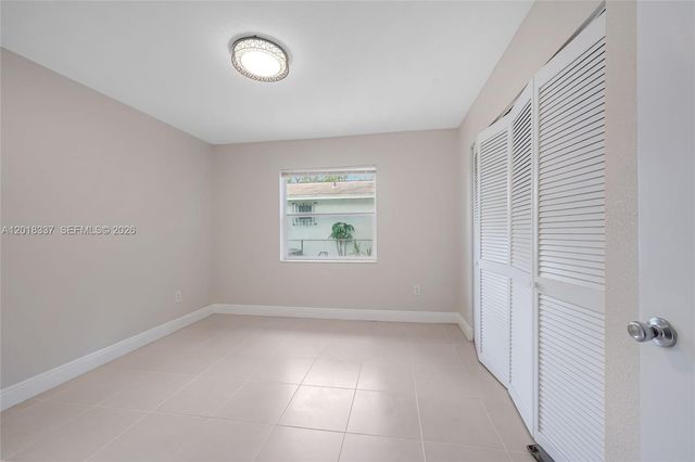 429 Avenida Hermosa, West Palm Beach, FL 33405