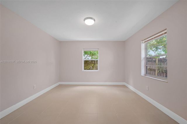 429 Avenida Hermosa, West Palm Beach, FL 33405