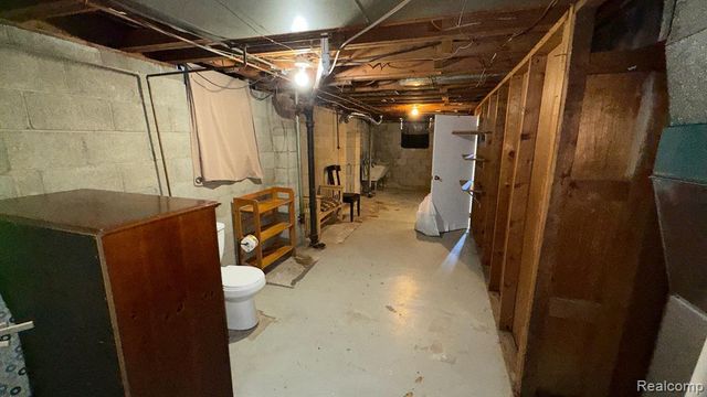 5714 Suburban Court, Flint, MI 48505