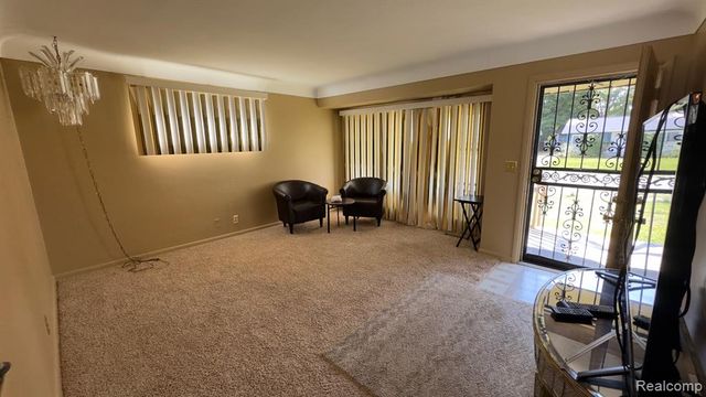 5714 Suburban Court, Flint, MI 48505