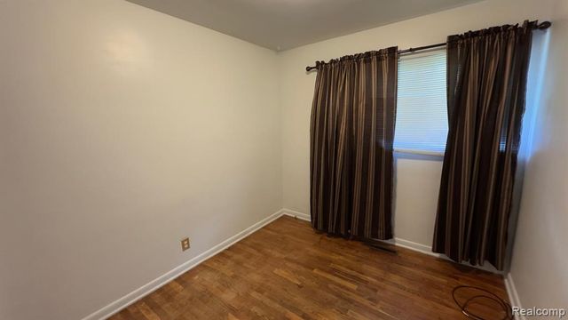 5714 Suburban Court, Flint, MI 48505