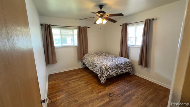 5714 Suburban Court, Flint, MI 48505