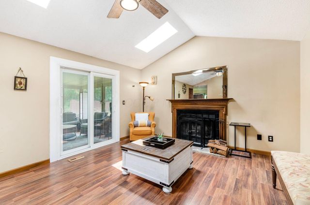 6494 Berry Pond Way, Canal Winchester, OH 43110