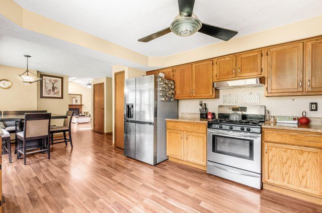 6494 Berry Pond Way, Canal Winchester, OH 43110