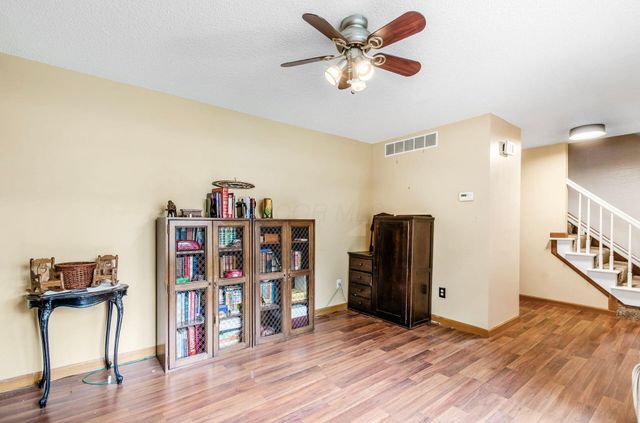 6494 Berry Pond Way, Canal Winchester, OH 43110
