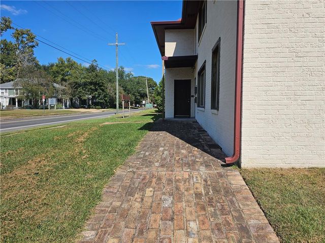 2027 JACKSON Street, Alexandria, LA 71301