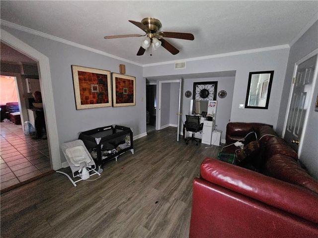 2027 JACKSON Street, Alexandria, LA 71301