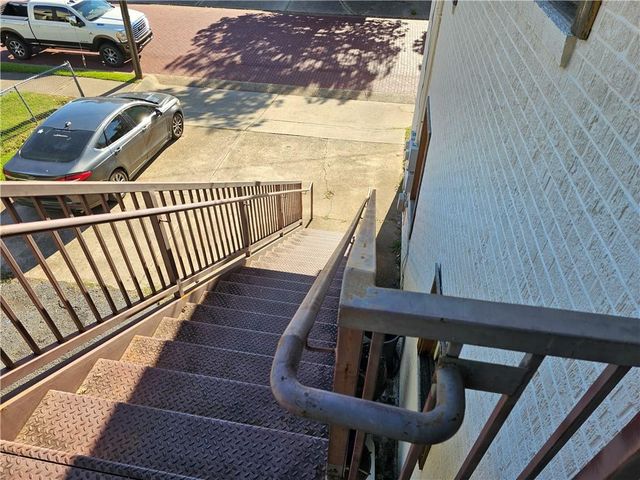 2027 JACKSON Street, Alexandria, LA 71301