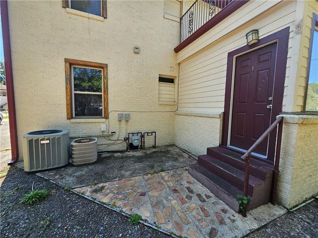 2027 JACKSON Street, Alexandria, LA 71301