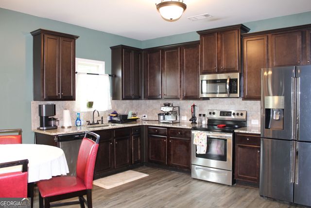 169 Madison Avenue, Jackson, GA 30233