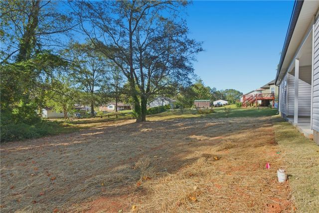 201 Tubbs Mountain Road, Travelers Rest, SC 29690