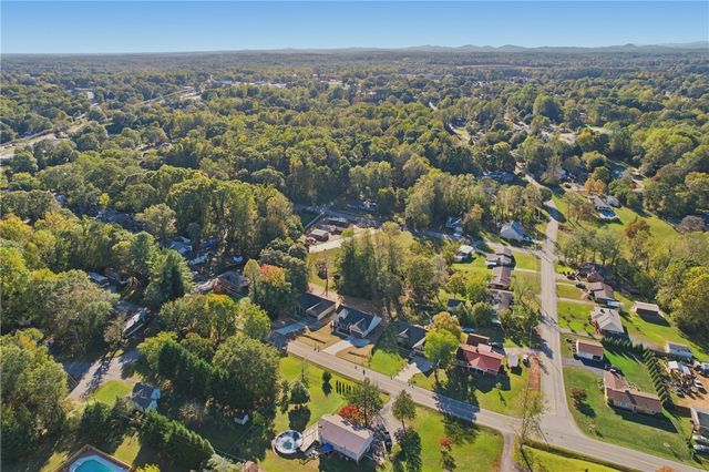 201 Tubbs Mountain Road, Travelers Rest, SC 29690