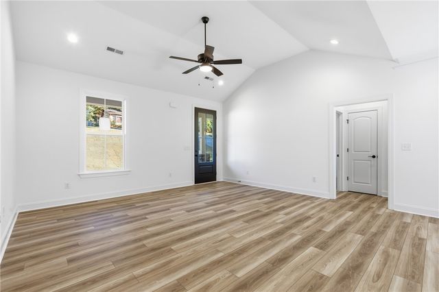 201 Tubbs Mountain Road, Travelers Rest, SC 29690