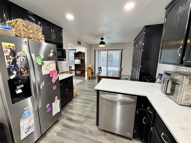 804 LONGVIEW AVENUE, Allouez, WI 54301