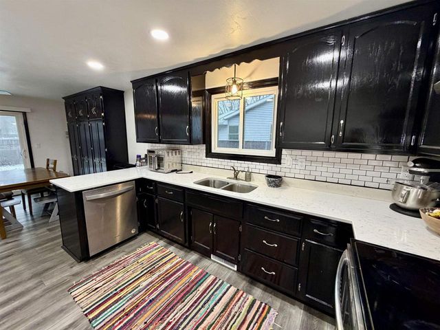 804 LONGVIEW AVENUE, Allouez, WI 54301