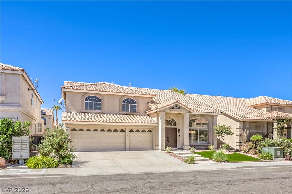 11 Old Lake Circle, Henderson, NV 89074 — photo 2