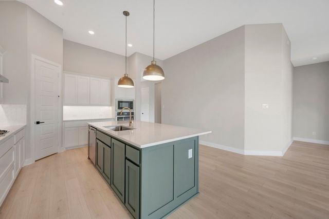 11724 Wildwood Street, Justin, TX 76247